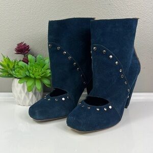 Kathryn Amberleigh Suede Studded Ankle Bootie Blue Open Vamp 9